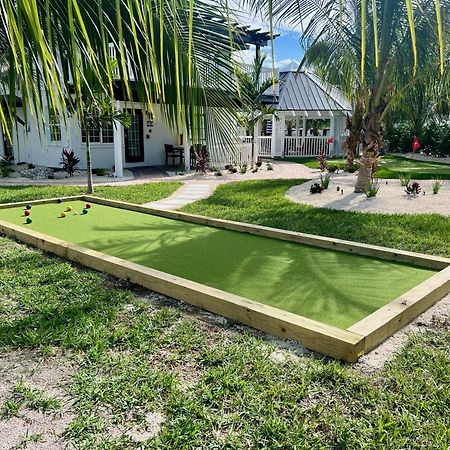 Tropic Isle At Anna Maria Island Inn Bradenton Beach Exterior photo