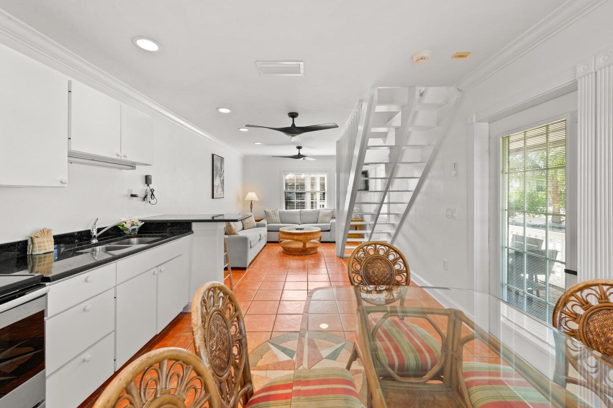 Tropic Isle At Anna Maria Island Inn Bradenton Beach Exterior photo